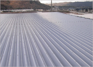 トタン屋根の設置工事について